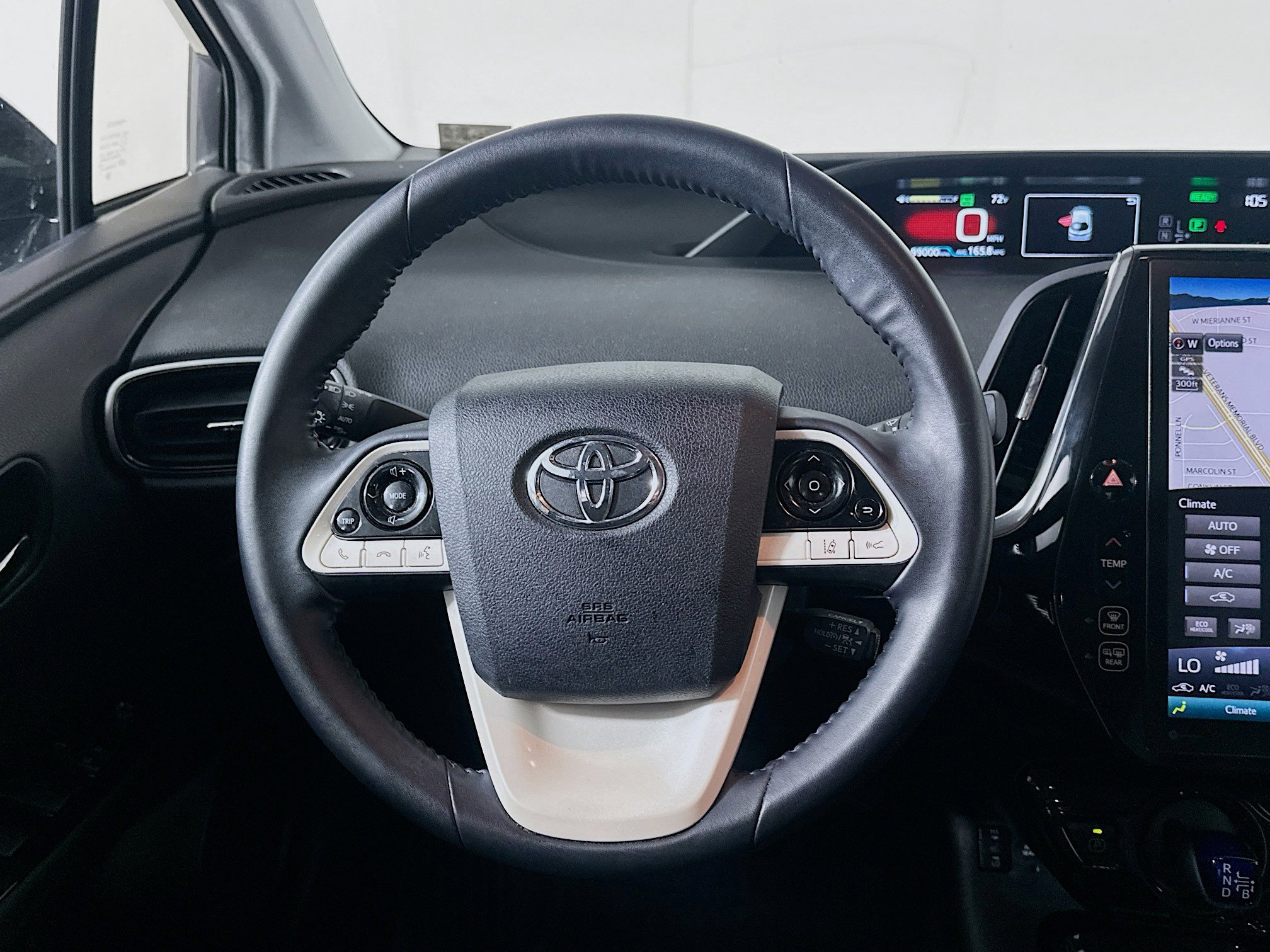 Used 2019 Toyota Prius Prime Premium FWD image 17