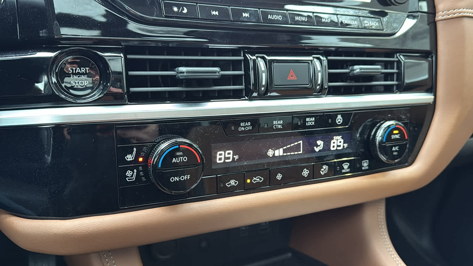 New 2025 Nissan Pathfinder Platinum w/ Cargo Package image 24