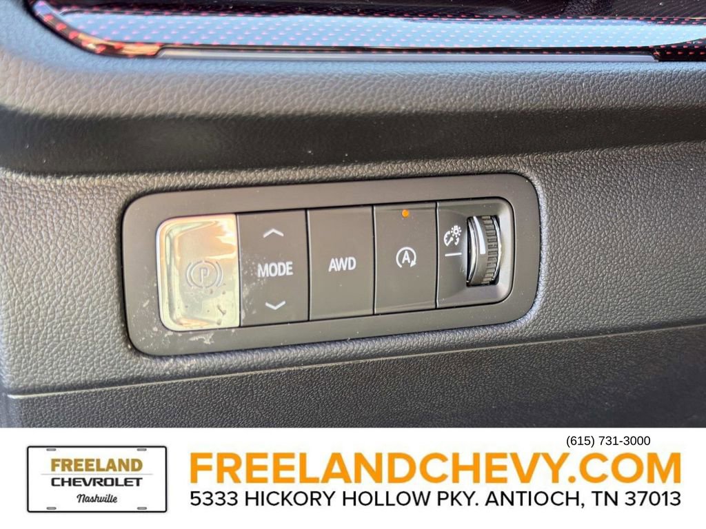 New 2026 Chevrolet Traverse Z71 w/ Driver Confidence Package image 27