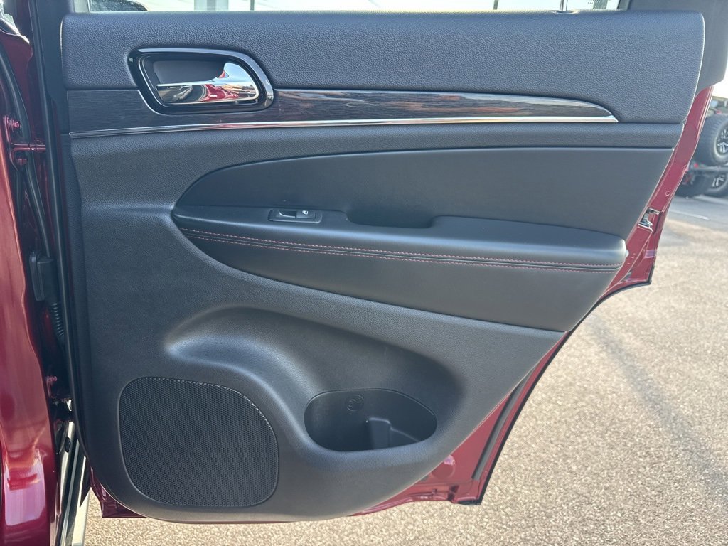 Used 2020 Jeep Grand Cherokee Trailhawk image 16