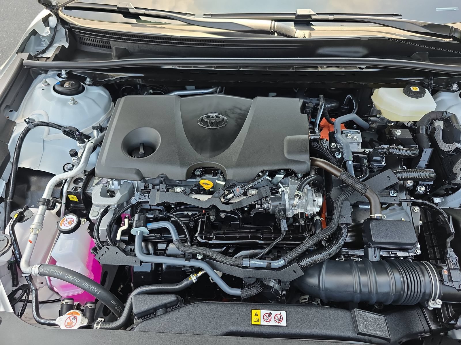 Used 2026 Toyota Camry SE FWD image 28
