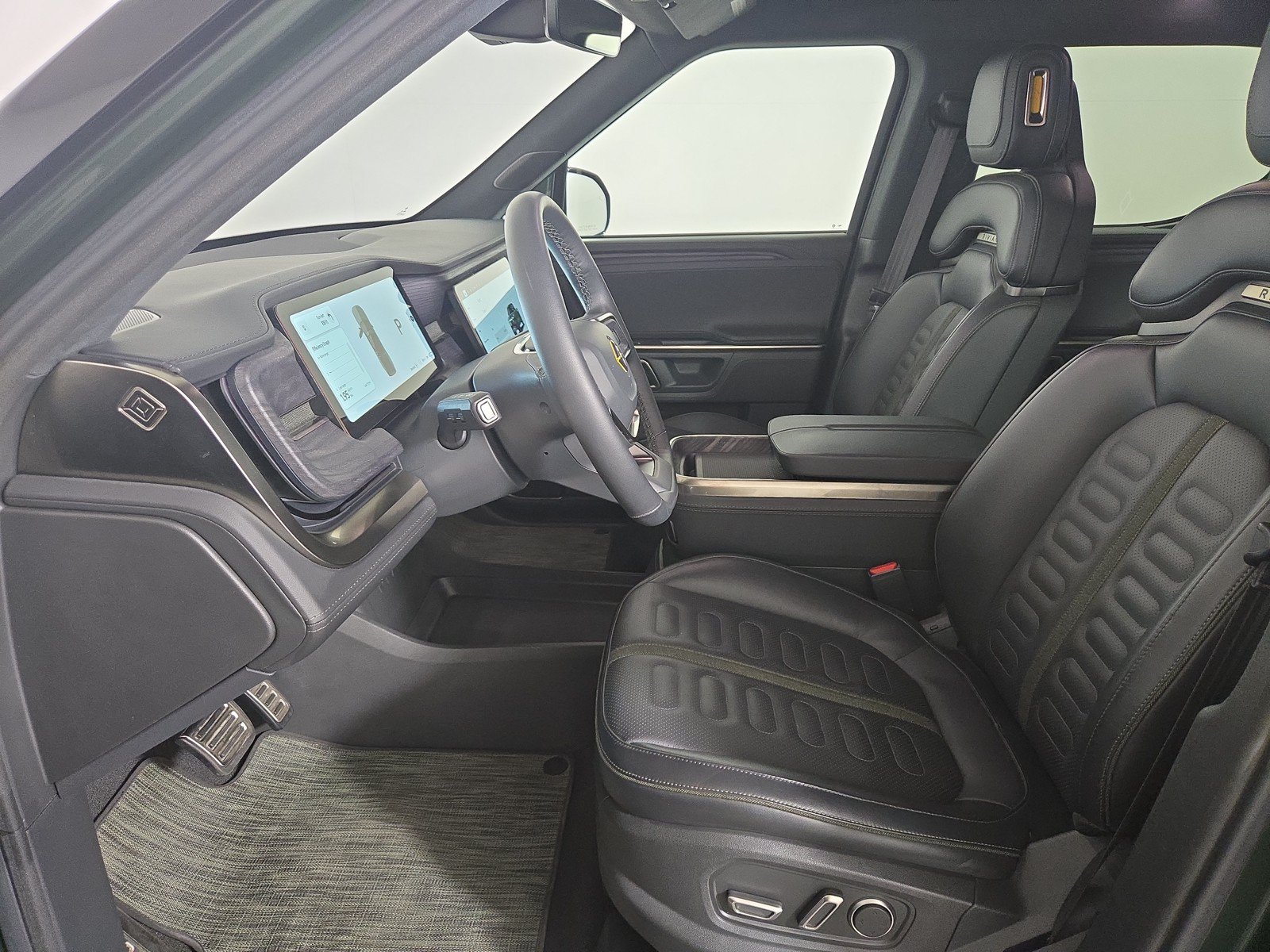 Used 2024 Rivian R1T Adventure AWD/4WD image 20