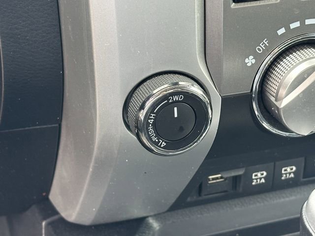 Used 2020 Toyota Tundra SR5 w/ SR5 Leather Package image 19