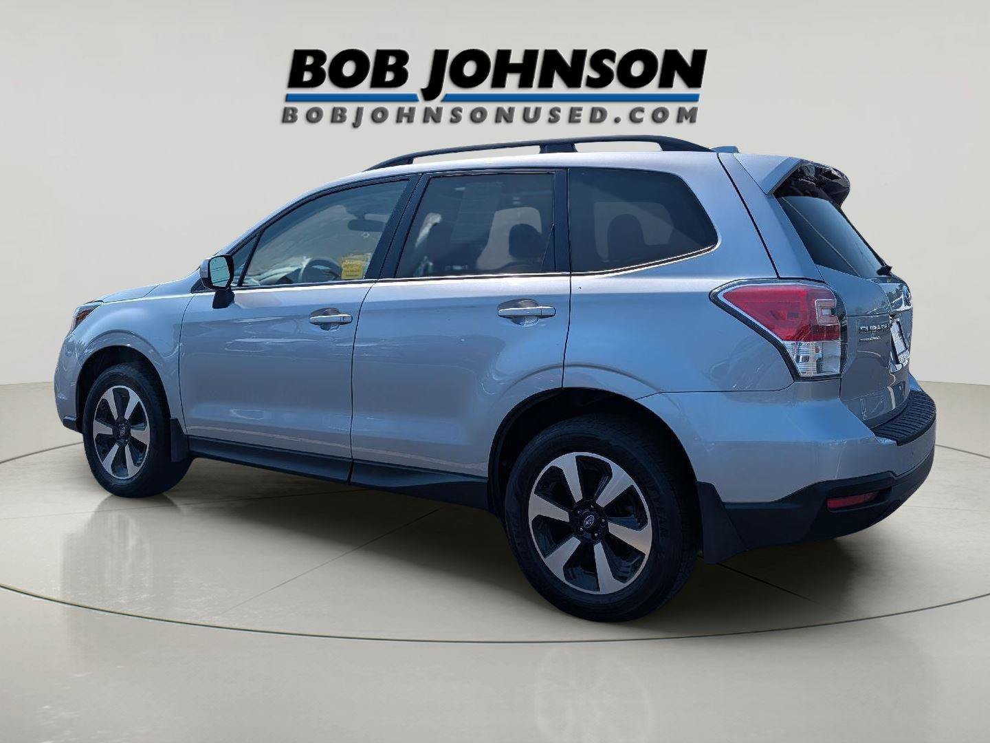 Used 2017 Subaru Forester 2.5i Premium AWD/4WD image 4
