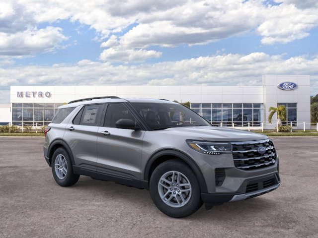 New 2026 Ford Explorer Active RWD image 7