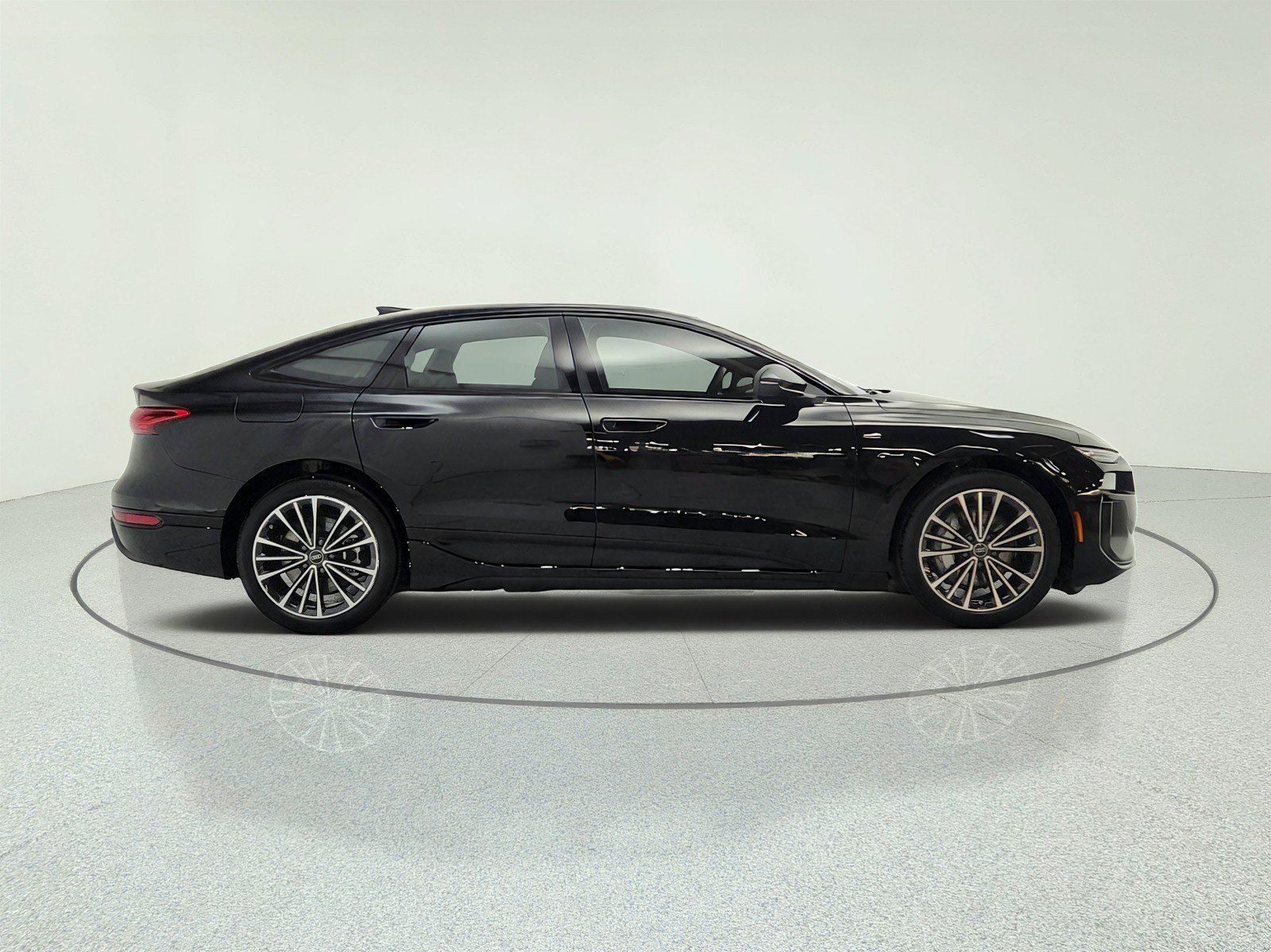 New 2027 Audi A6 e-tron Premium Plus AWD/4WD image 4