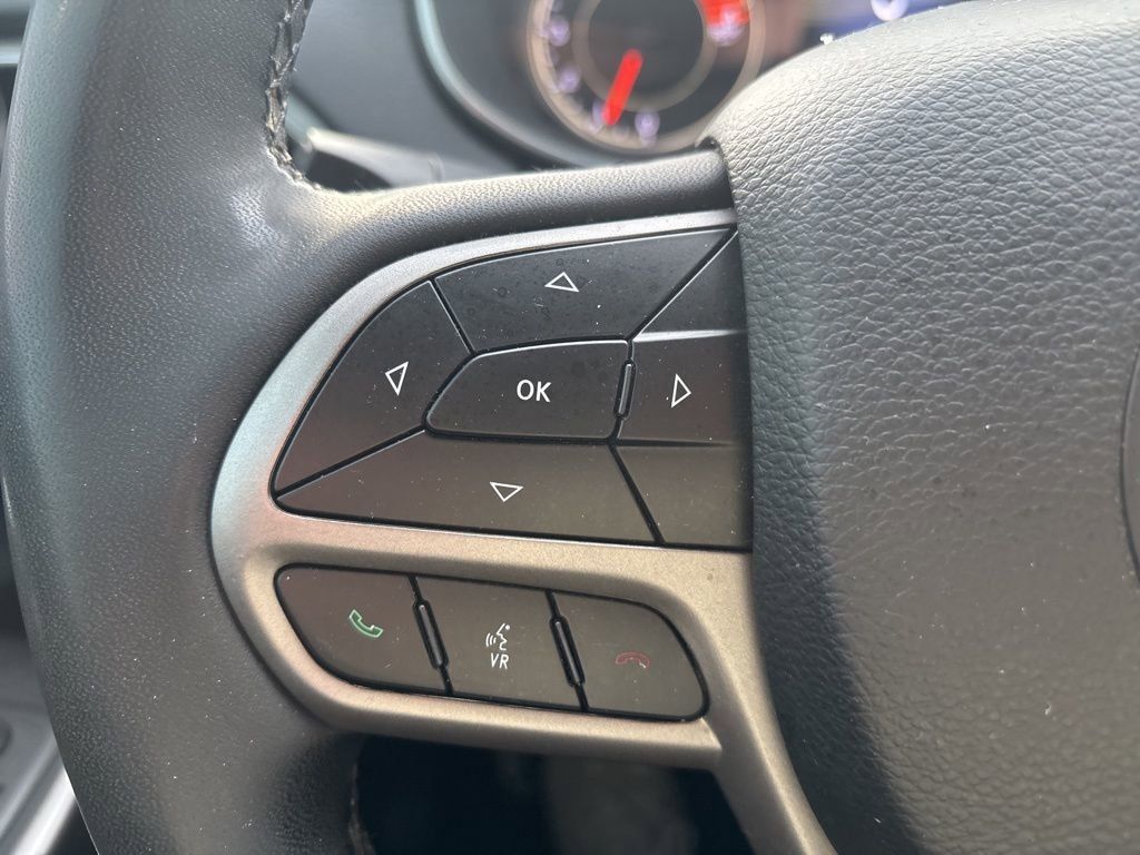 Used 2022 Jeep Cherokee Limited w/ Sun & Sound Group image 19