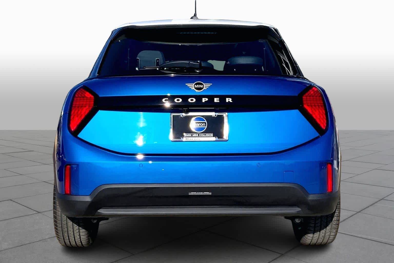 New 2026 MINI Cooper 4-Door Hardtop image 4