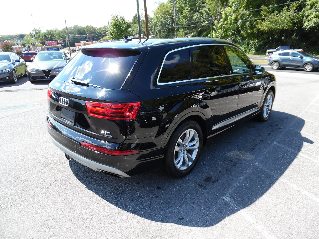 Used 2017 Audi Q7 3.0T Premium image 5