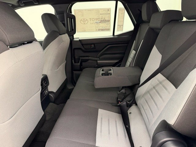 New 2026 Toyota 4Runner TRD Off-Road AWD/4WD image 45
