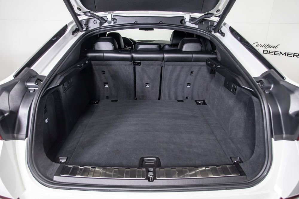 Used 2023 BMW X6 xDrive40i w/ Executive Package image 9
