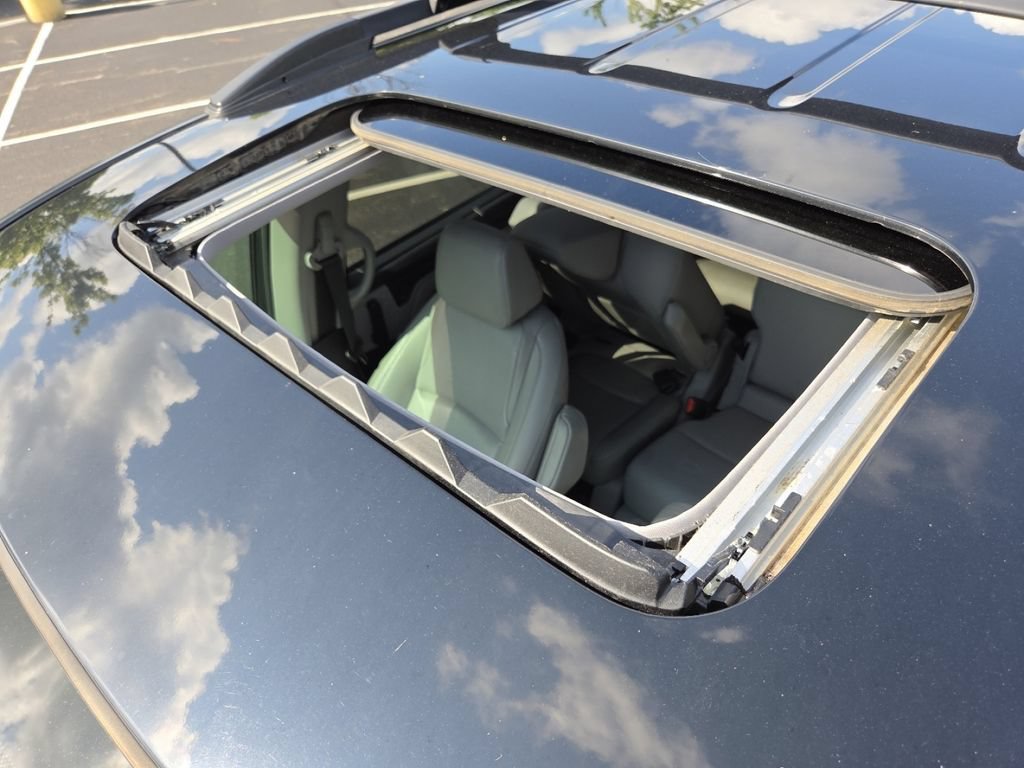 Certified 2018 Honda Odyssey EX-L image 4