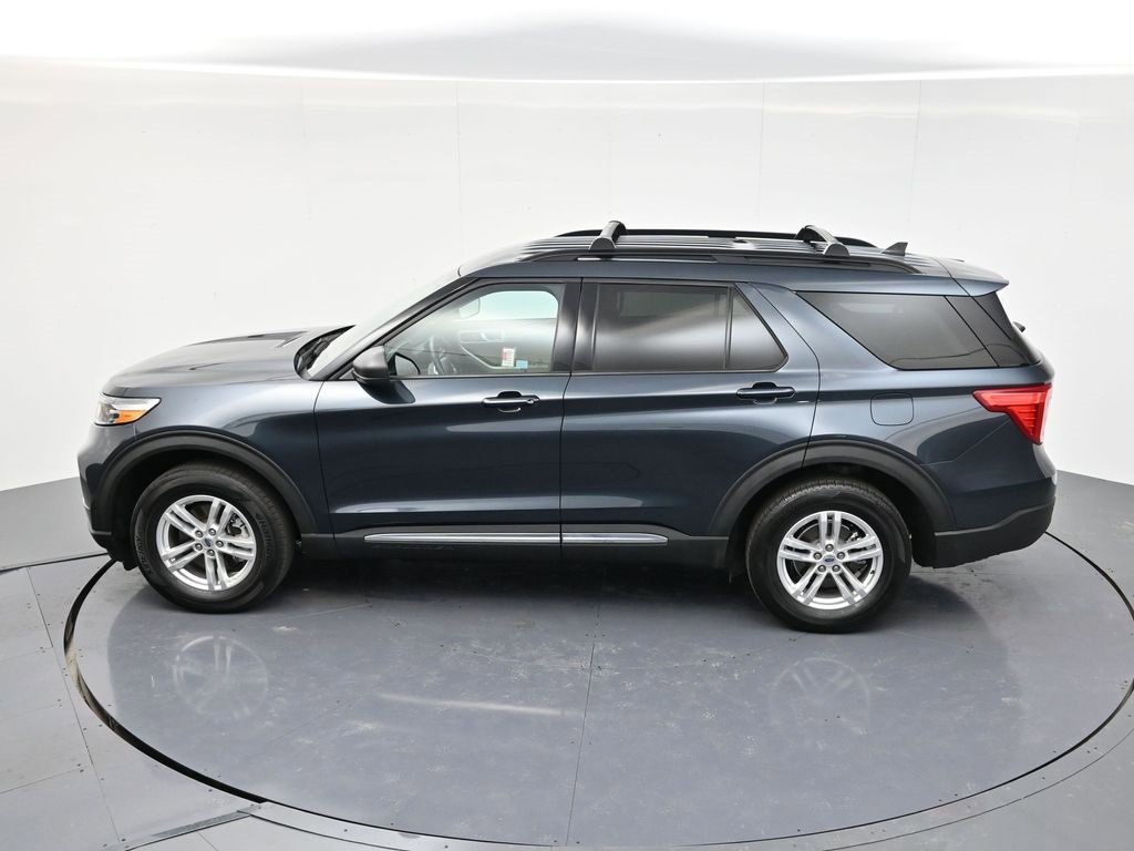 Certified 2022 Ford Explorer XLT w/ Class IV Trailer Tow Package image 49