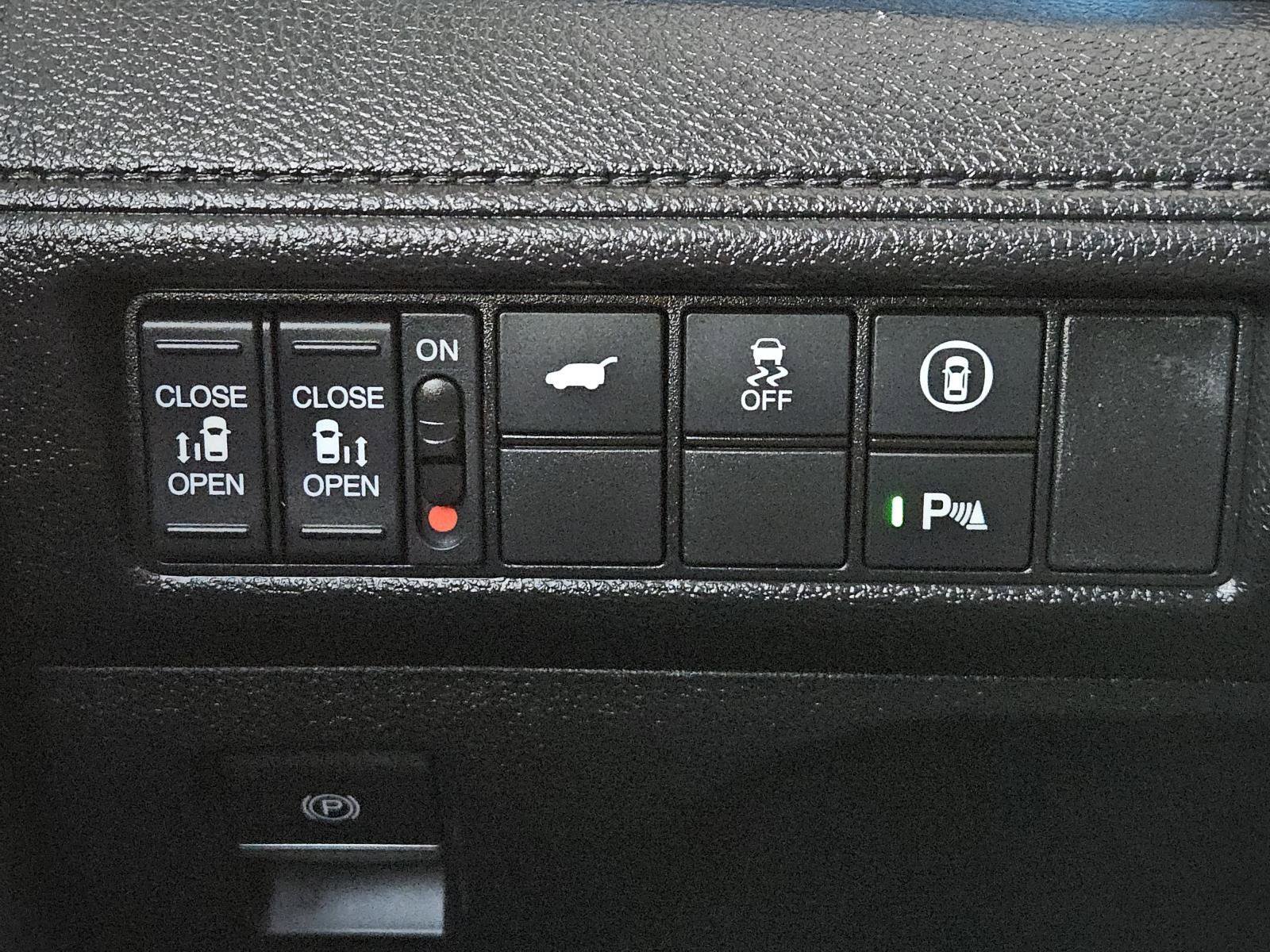 Used 2024 Honda Odyssey Elite image 18