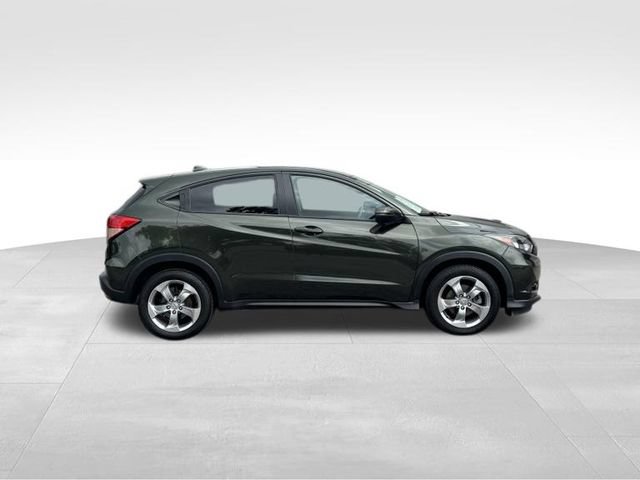 Used 2017 Honda HR-V EX image 2