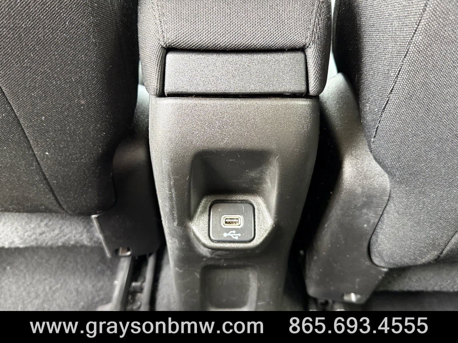 Used 2020 Jeep Renegade Latitude w/ Cold Weather Group image 30