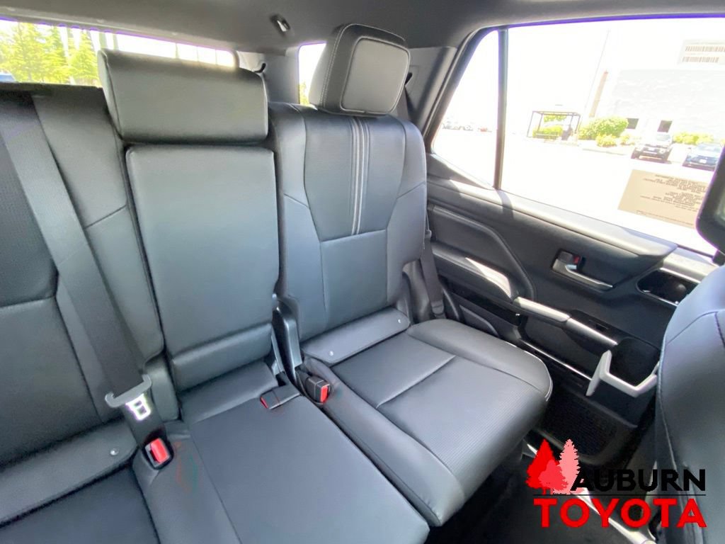 New 2026 Toyota 4Runner 4WD image 27