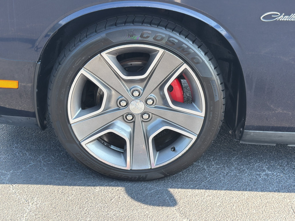 Used 2012 Dodge Challenger R/T RWD image 28