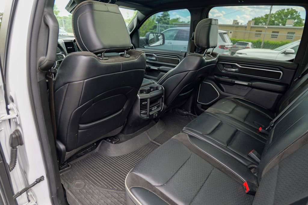 Used 2023 RAM 1500 Laramie AWD/4WD image 32
