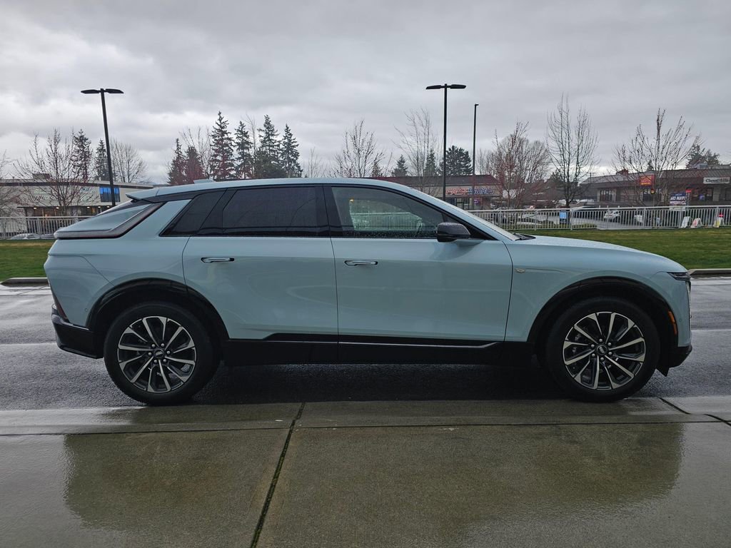 New 2026 Cadillac Lyriq Premium Sport image 8