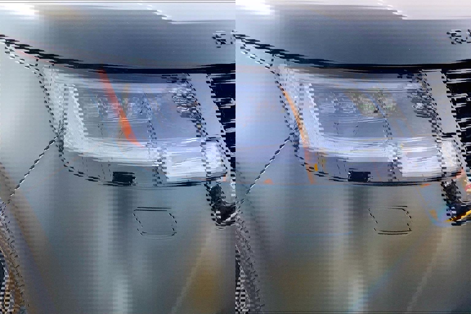 New 2026 Land Rover Range Rover SE image 16