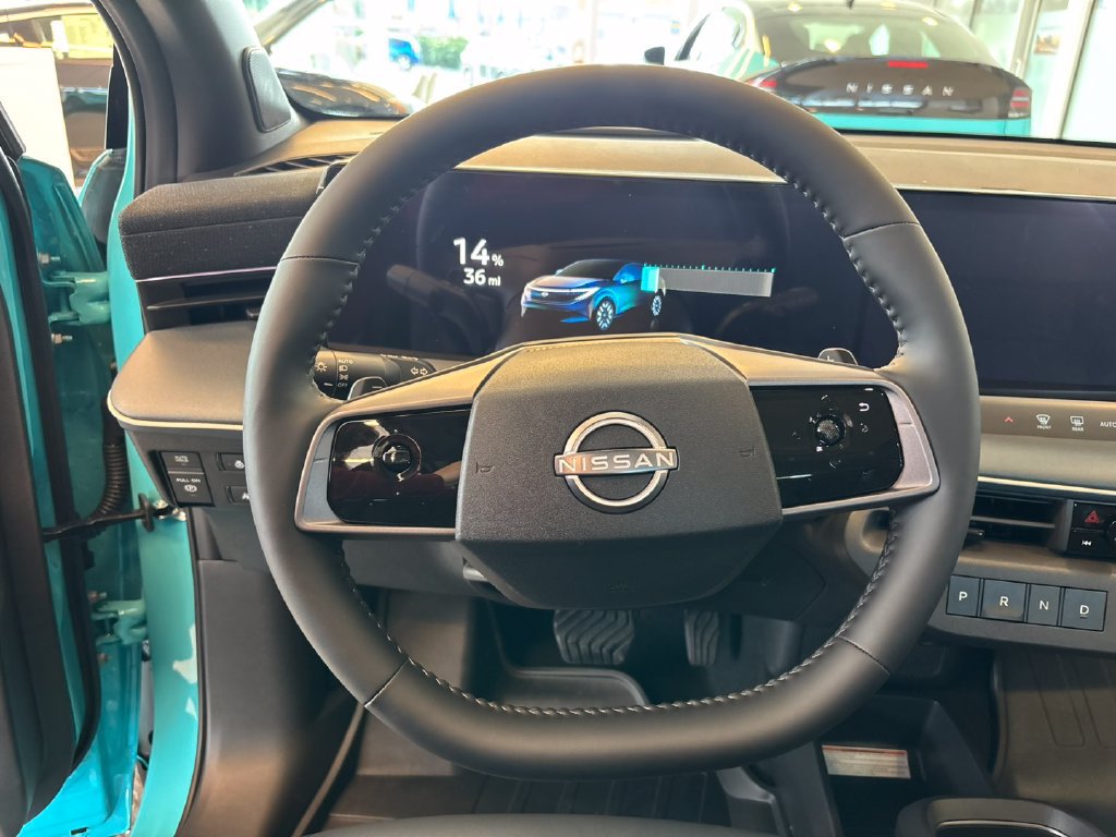 New 2026 Nissan Leaf Platinum+ w/ Cargo Package (Platinum+) FWD image 16