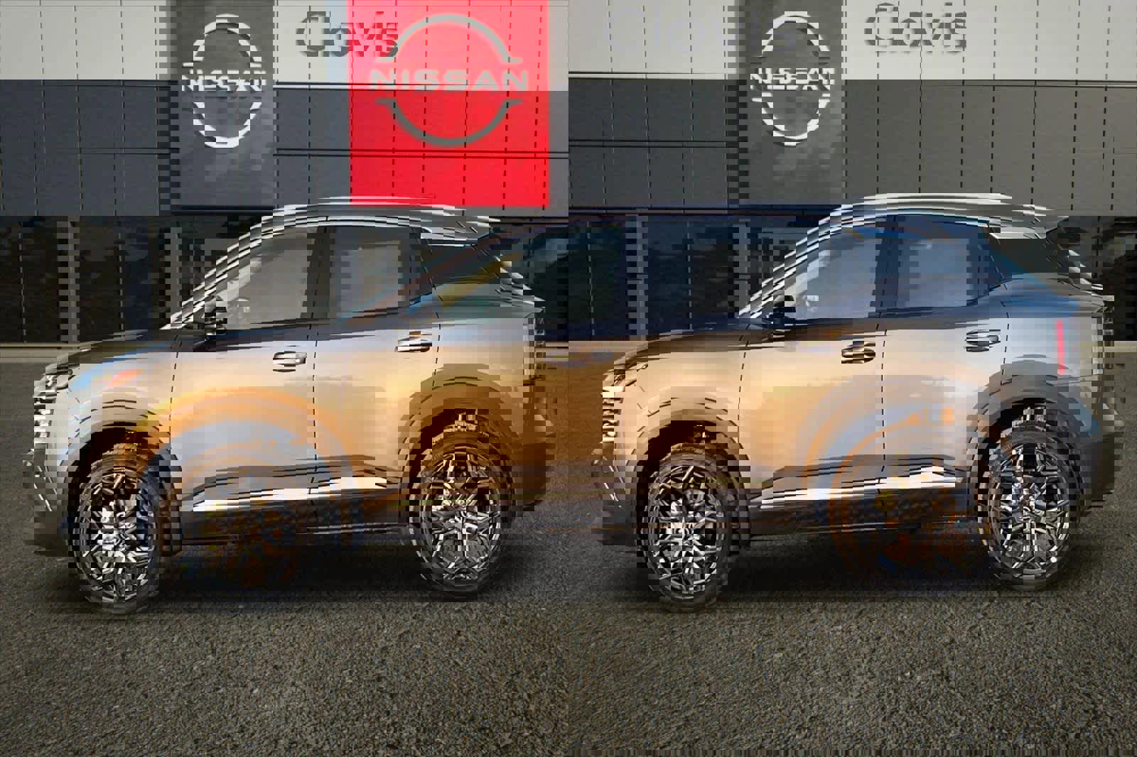 New 2026 Nissan Kicks SR image 6