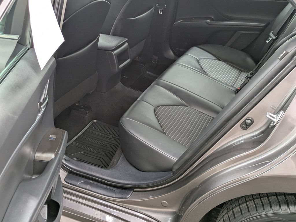 Used 2024 Toyota Camry SE FWD image 29