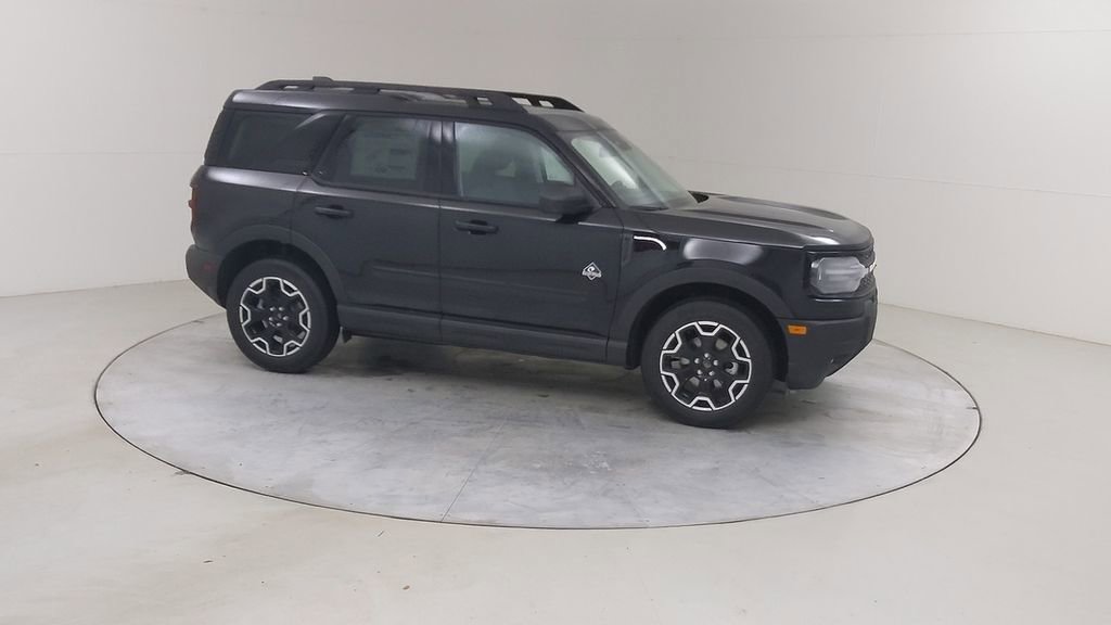 New 2025 Ford Bronco Sport Outer Banks image 11