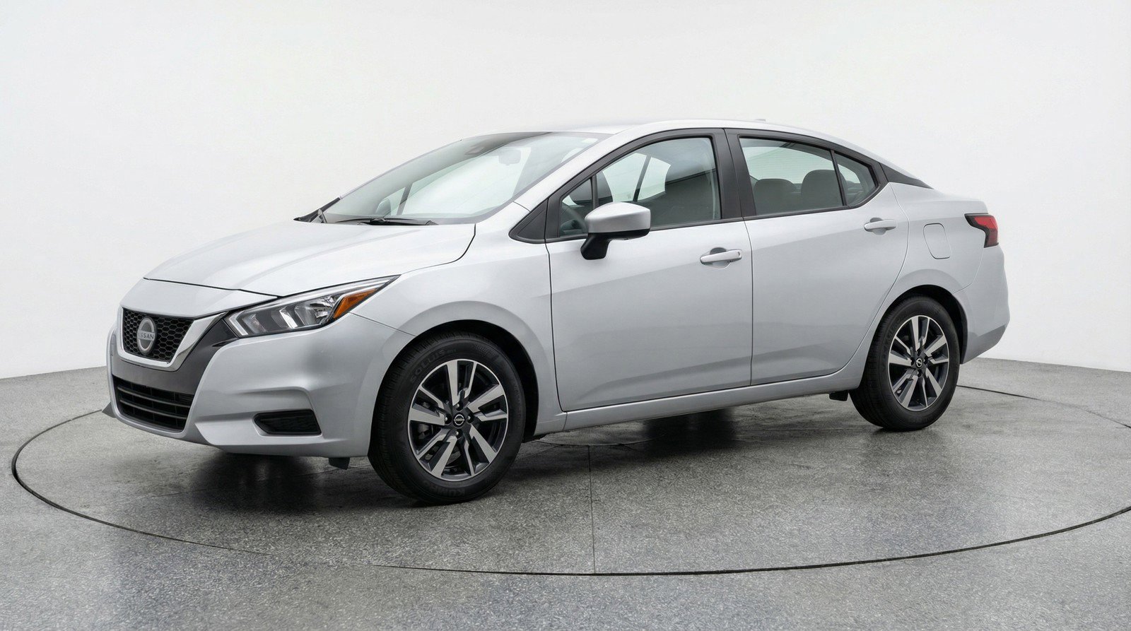 Used 2025 Nissan Versa SV FWD image 3