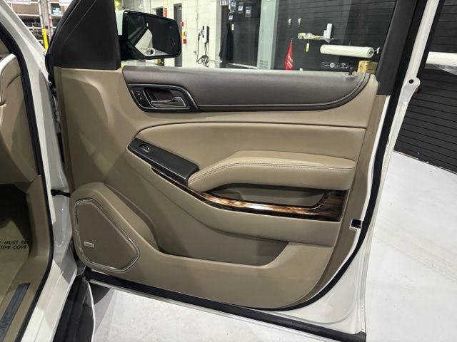 Used 2016 GMC Yukon SLT w/ Open Road Package AWD/4WD image 24
