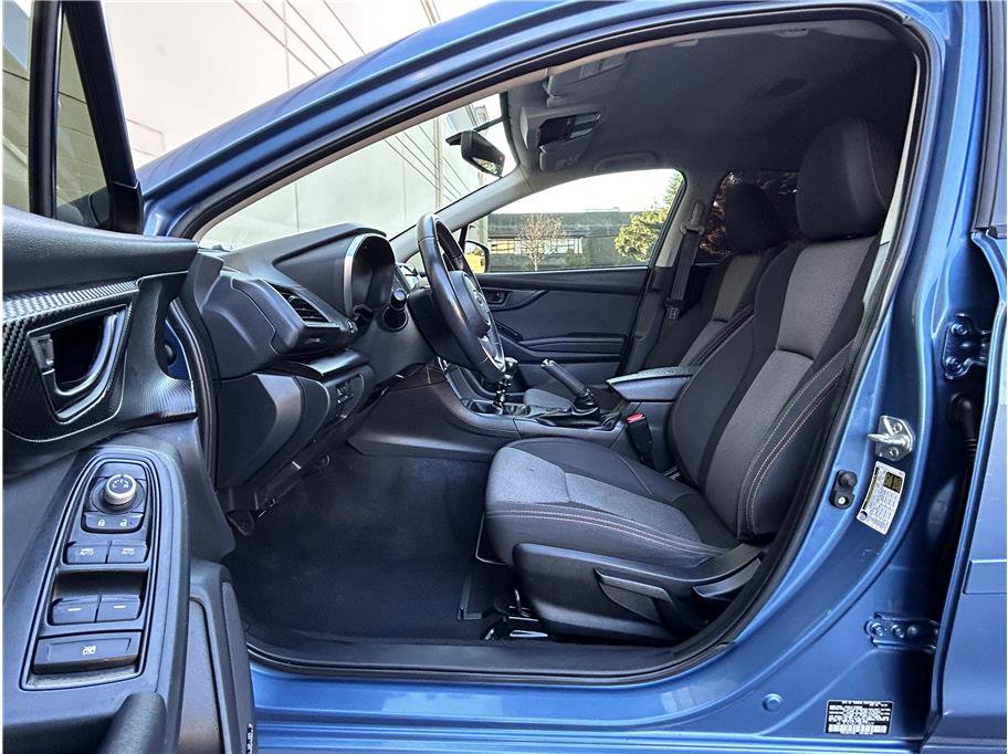 Used 2021 Subaru Crosstrek 2.0i Premium image 33