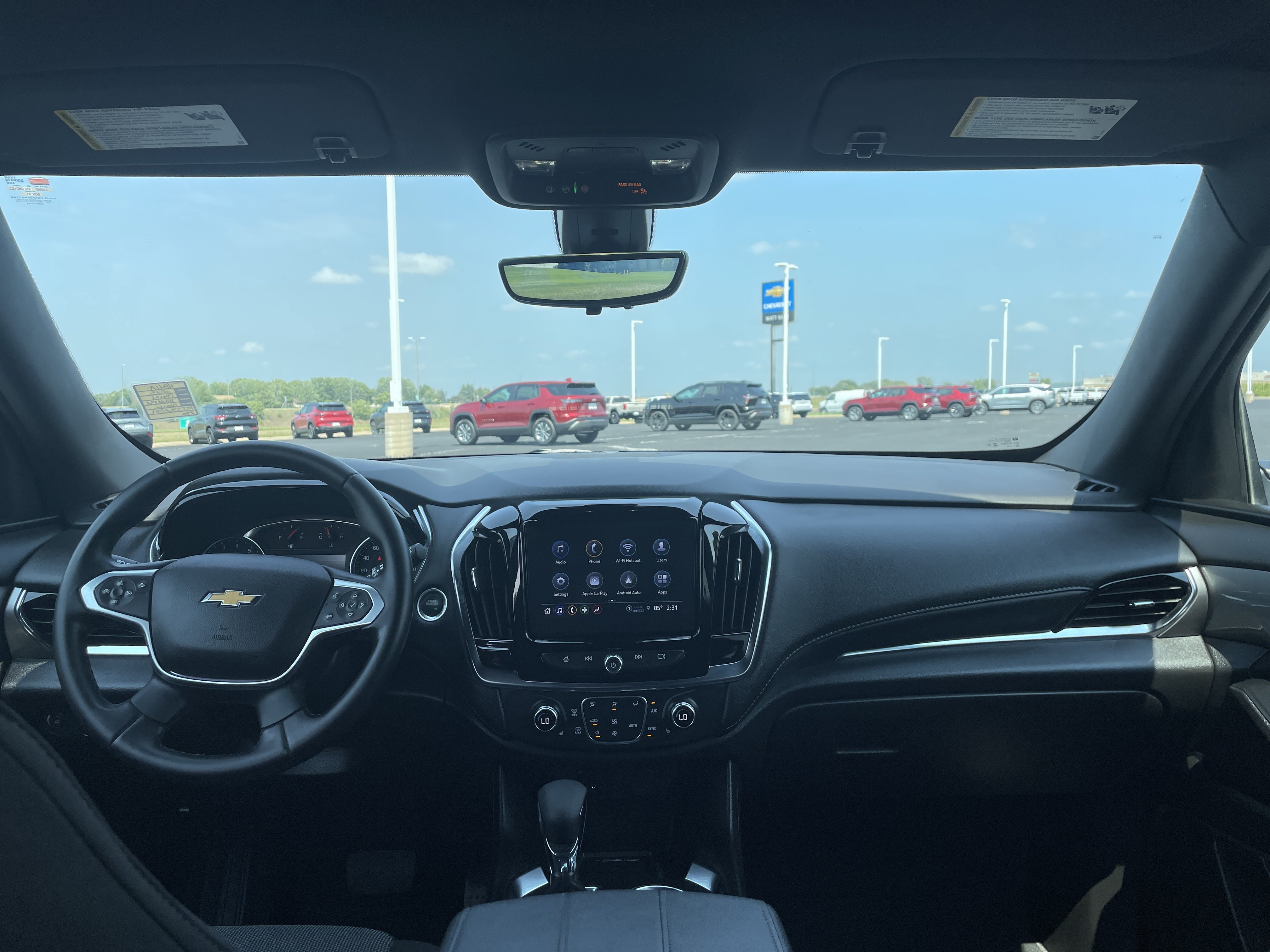 Used 2023 Chevrolet Traverse LT w/ Rear Camera Mirror Package AWD/4WD image 17