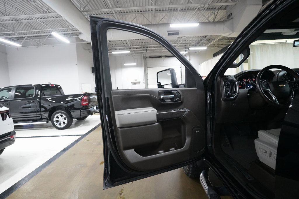 Certified 2023 Chevrolet Silverado 2500 LTZ image 27
