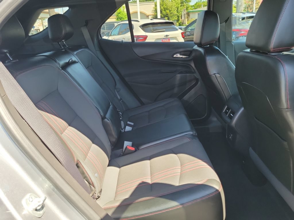 Used 2023 Chevrolet Equinox RS FWD image 19