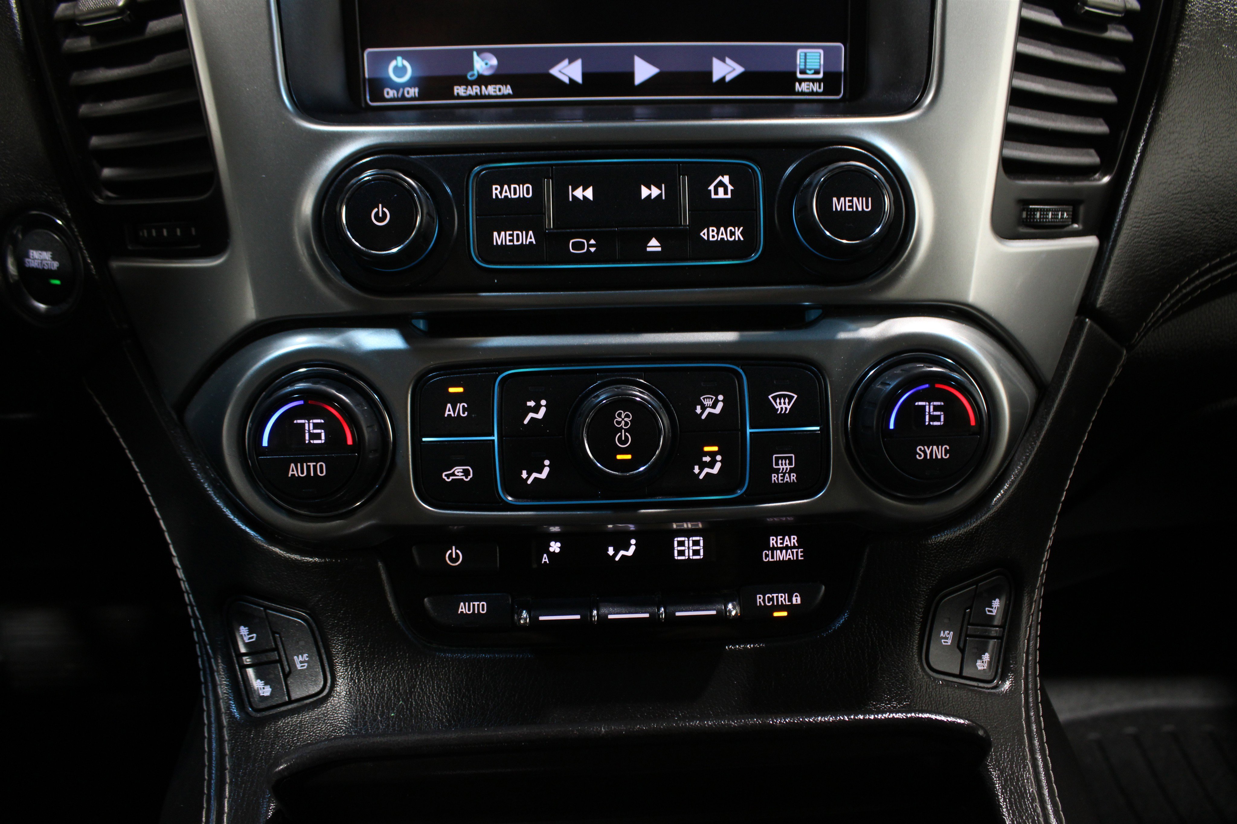 Used 2016 Chevrolet Suburban LTZ image 20