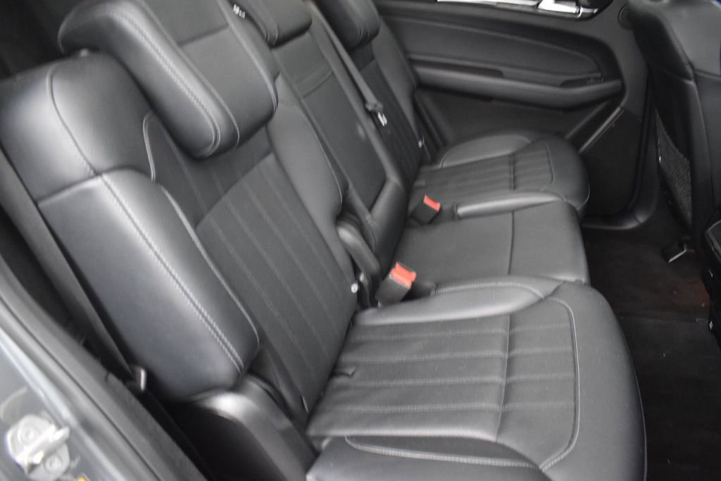 Used 2019 Mercedes-Benz GLS 450 4MATIC image 31
