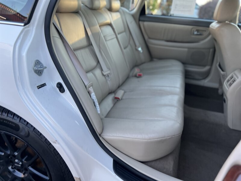 Used 2004 Toyota Avalon XLS FWD image 11