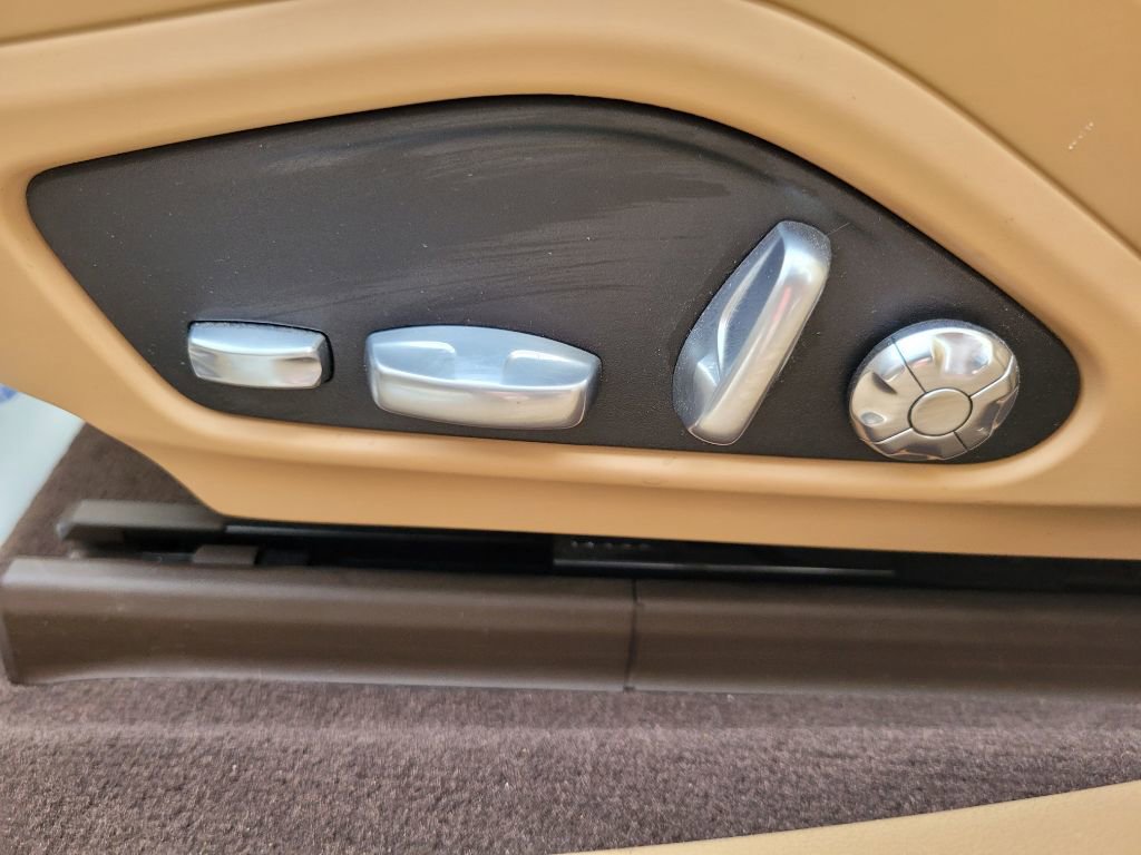 Used 2017 Porsche Panamera Turbo image 25