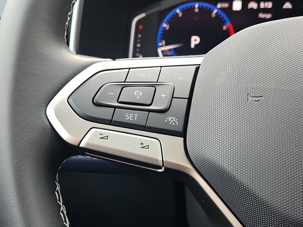 New 2026 Volkswagen Taos SEL AWD/4WD image 17