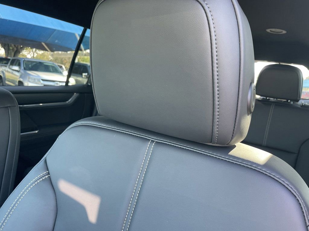 New 2026 GMC Acadia Elevation w/ Black Edition image 33