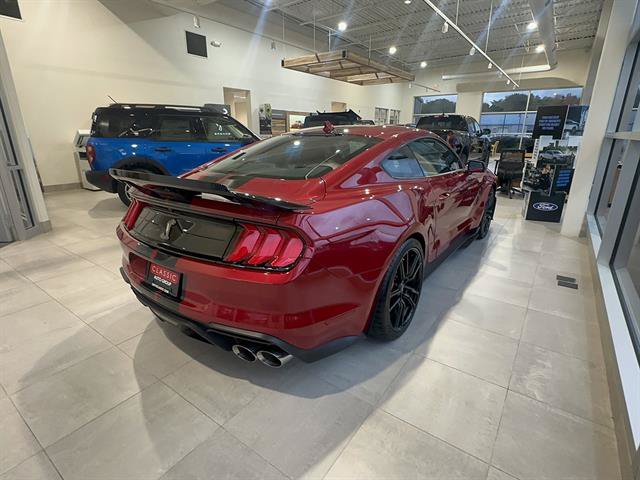 Used 2020 Ford Mustang Shelby GT500 w/ Technology Package RWD image 7