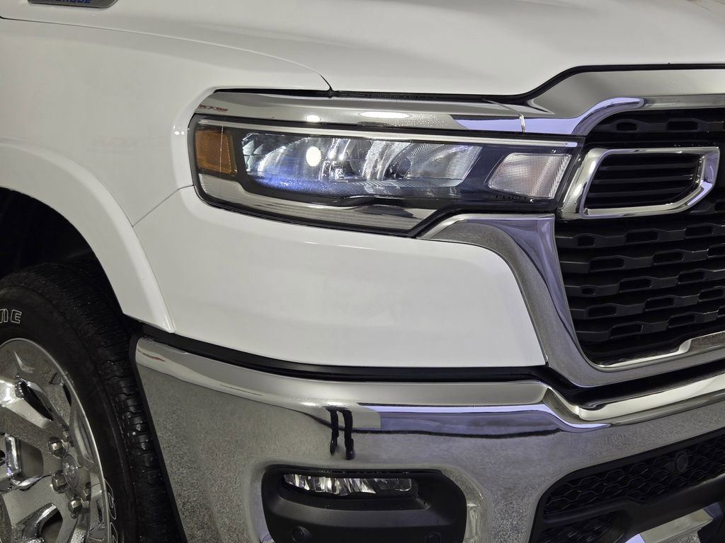 Used 2026 RAM 1500 Lone Star AWD/4WD image 9