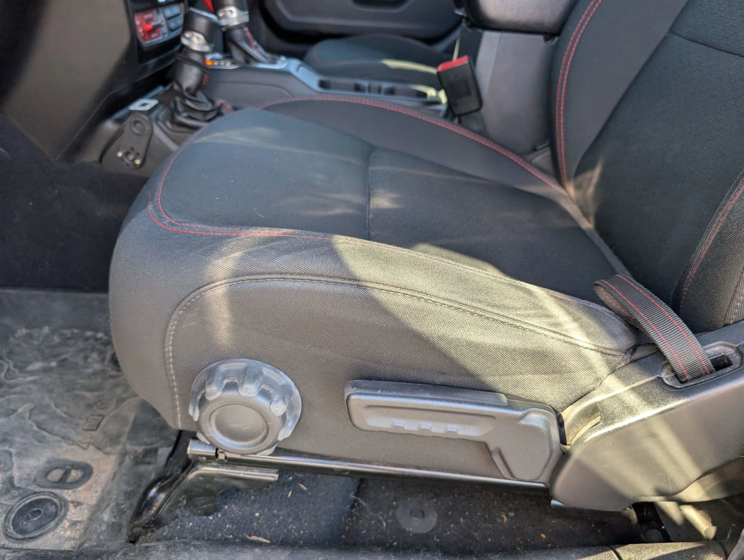 Used 2020 Jeep Gladiator Rubicon image 16