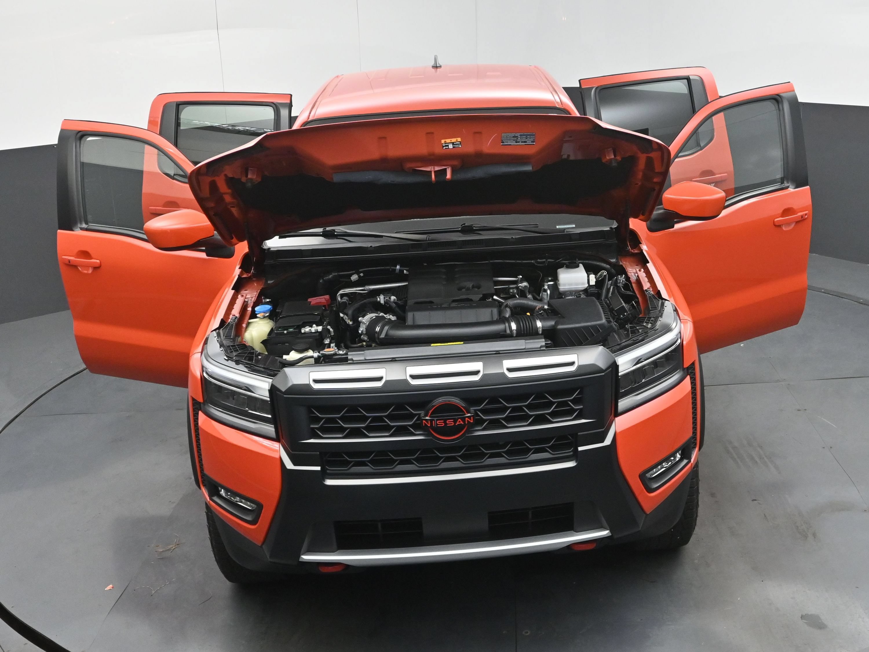 Used 2025 Nissan Frontier Pro-X RWD image 39