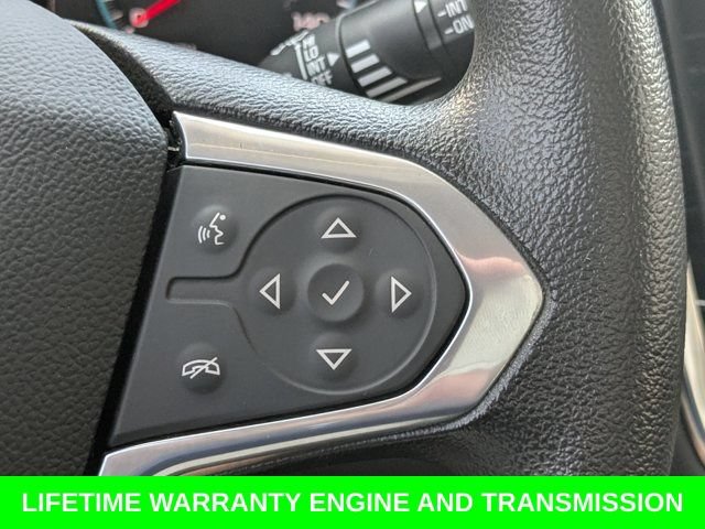 Used 2021 Chevrolet Traverse LS FWD image 27