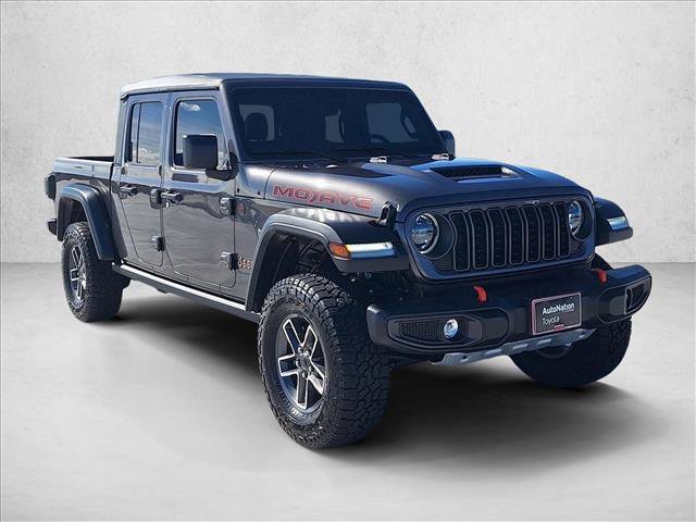 Used 2025 Jeep Gladiator Mojave image 3