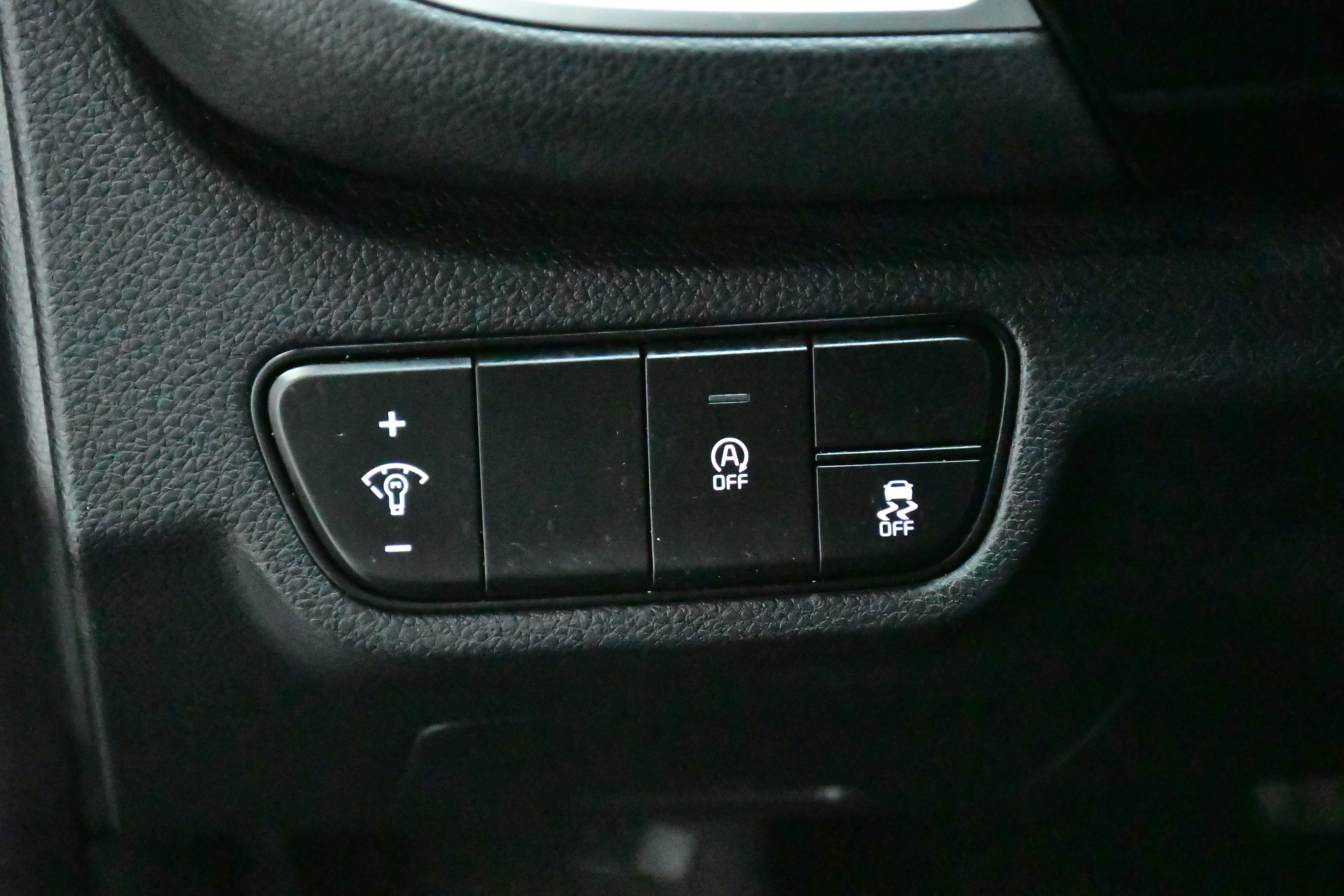 Used 2025 Kia Seltos S image 13