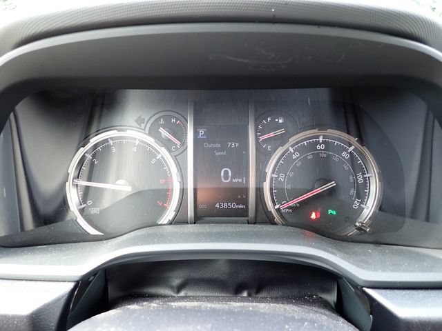 Certified 2022 Toyota 4Runner Limited AWD/4WD image 15