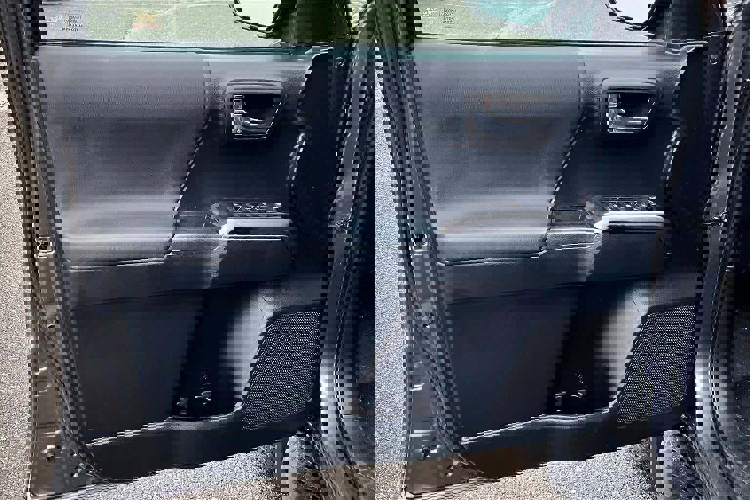 Certified 2018 Toyota Tacoma TRD Off-Road w/ Technology Package image 20